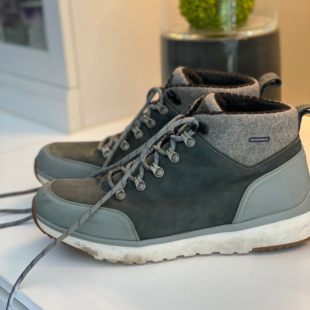 UGG Olivert Waterproof Boot | Men's Size 10